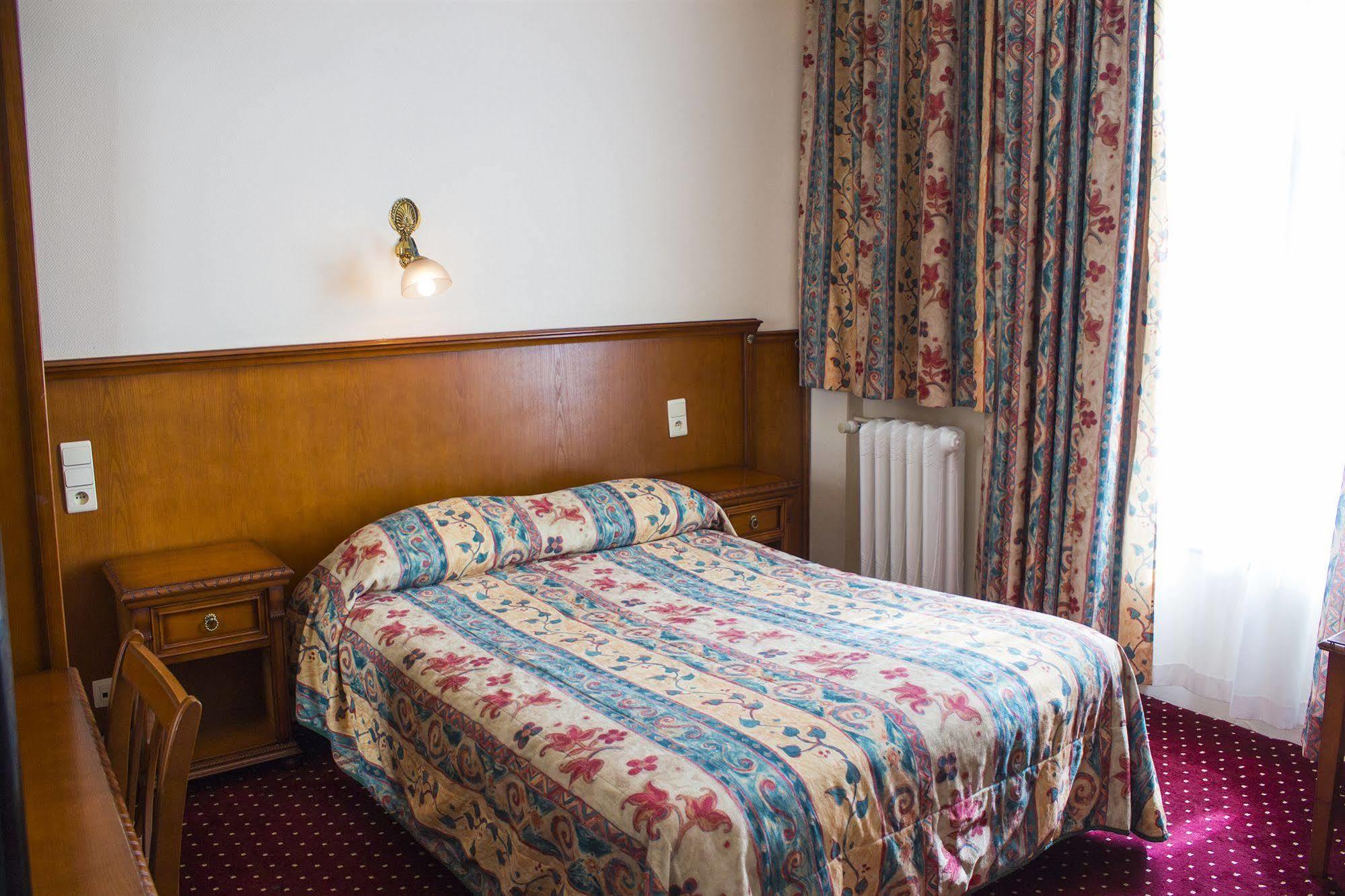 Hotel Continental Saint-Gilles Luaran gambar