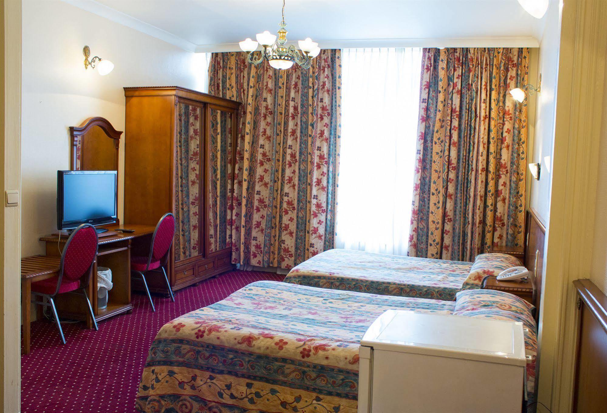 Hotel Continental Saint-Gilles Luaran gambar