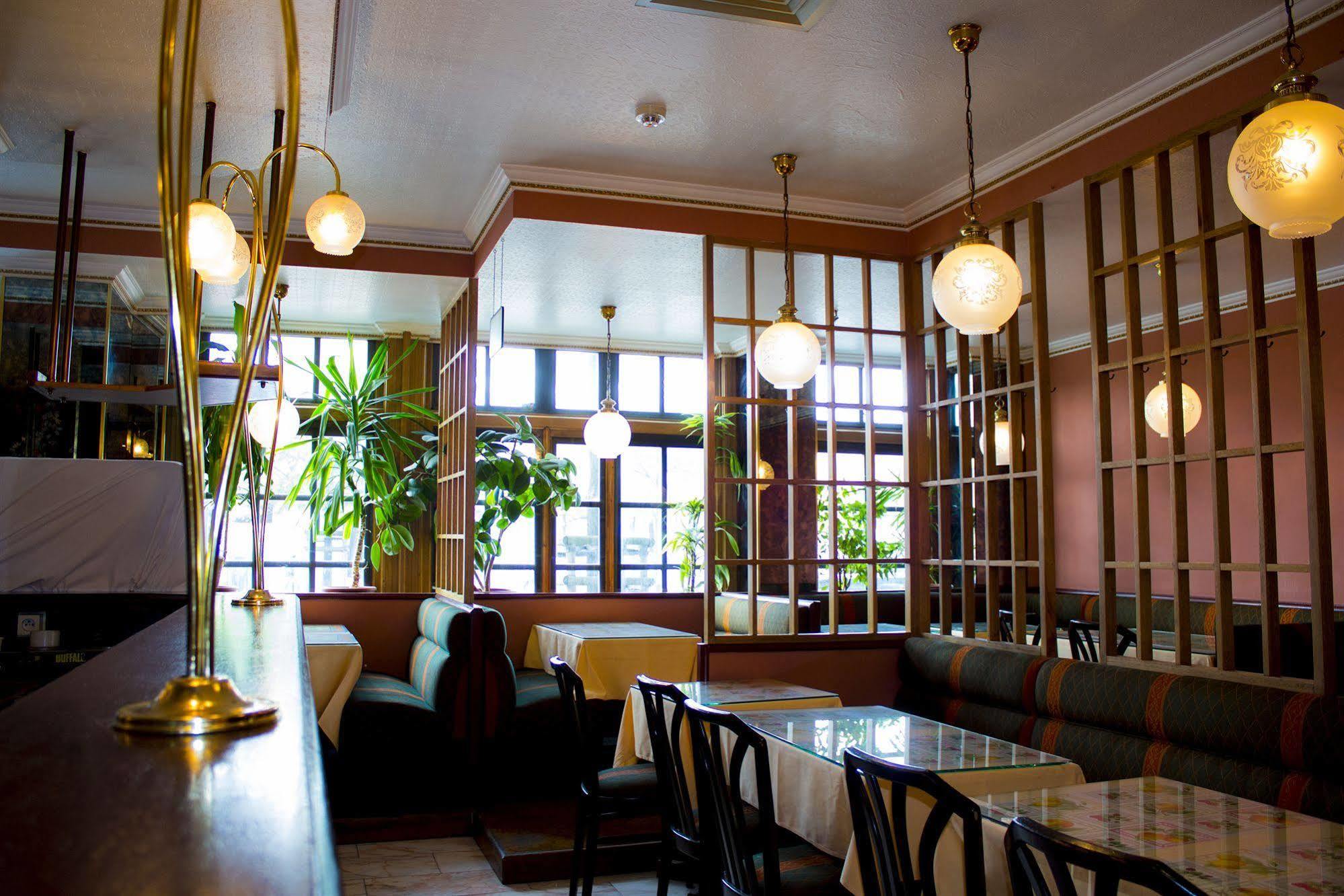 Hotel Continental Saint-Gilles Luaran gambar